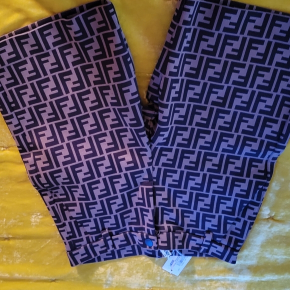 Fendi trousers Shorts - Picture 4 of 5